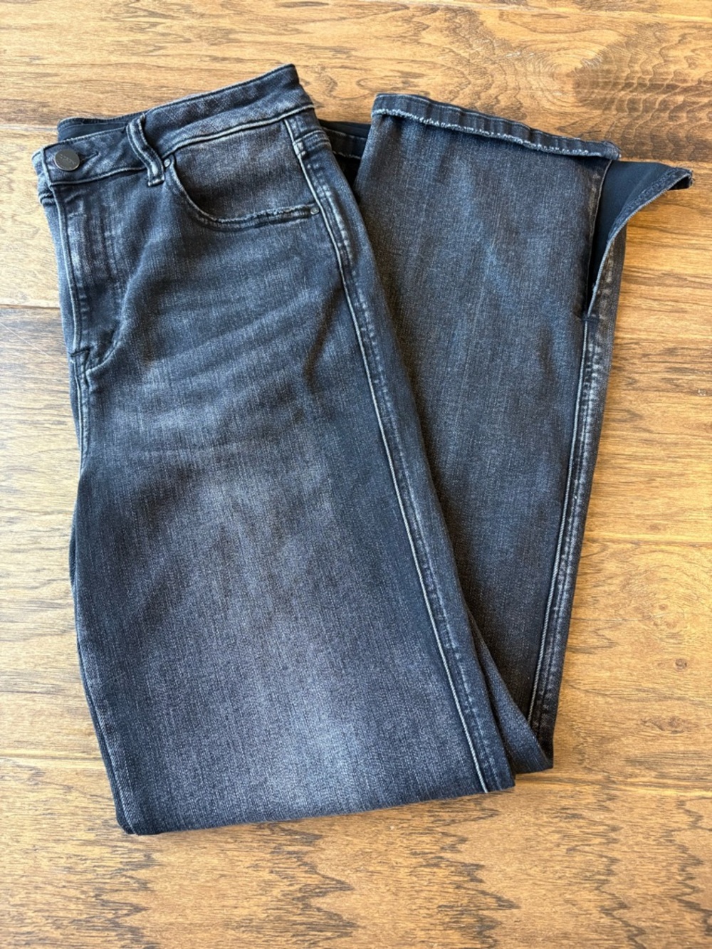 High-Rise Slim Women's Jeans in Charcoal Gray Flared Leg